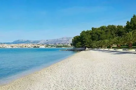 Relax Holiday
